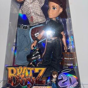Bratz Boyz Cameron Doll with Outfit